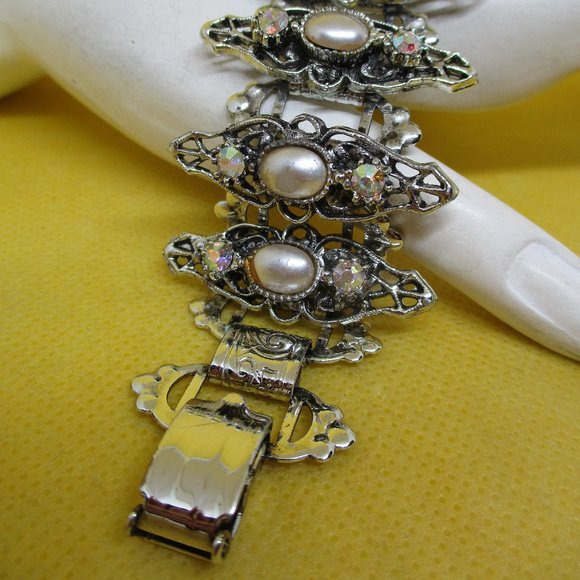 VICTORIAN REVIVAL RHINESTONE Bracelet A B Rhinestone Faux Pearl Filigree Silver - Picture 2 of 16